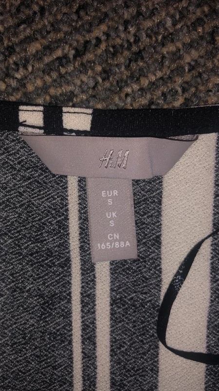 Платье H&M (оригинал) размер S. Фотография 2