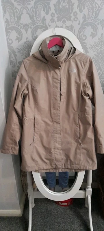 Женская верхняя одежда The North Face (оригинал) размер M