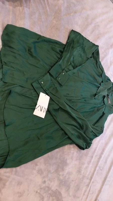 Женская футболка Zara (оригинал) размер XL