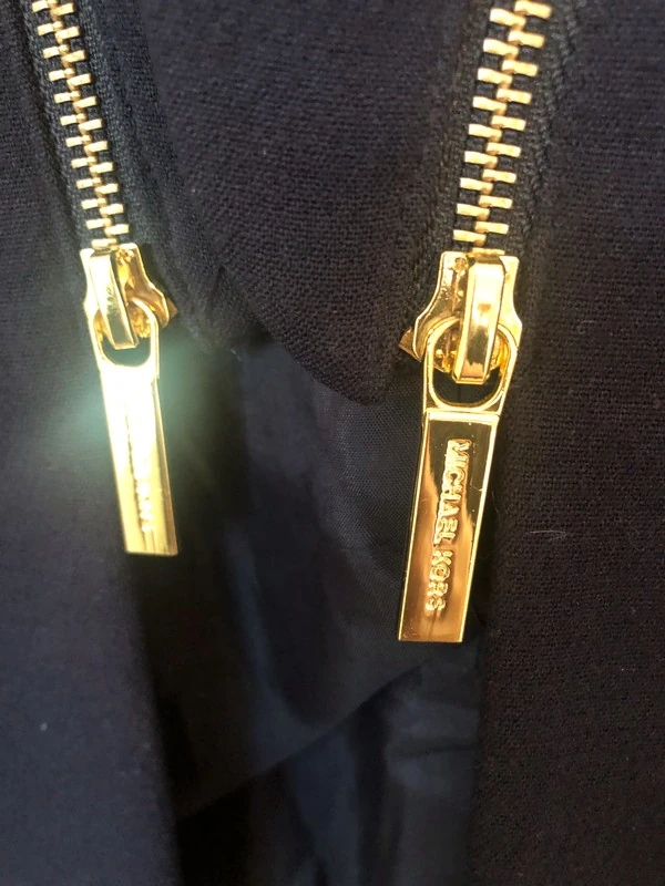 Женский костюмы Michael Kors (оригинал) размер S. Фотография 3