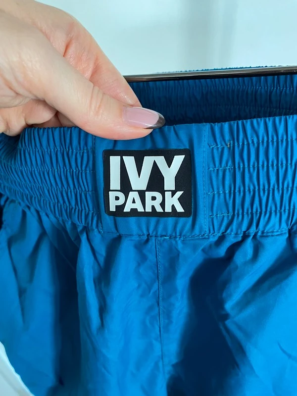 Женские брюки Ivy Park (оригинал) размер S. Фотография 2