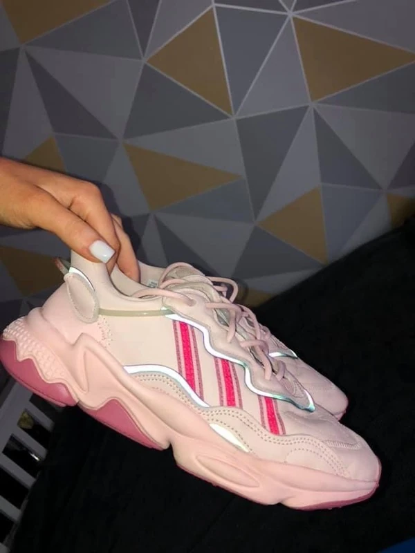 Женские кроссовки Adidas (оригинал) размер 36.5