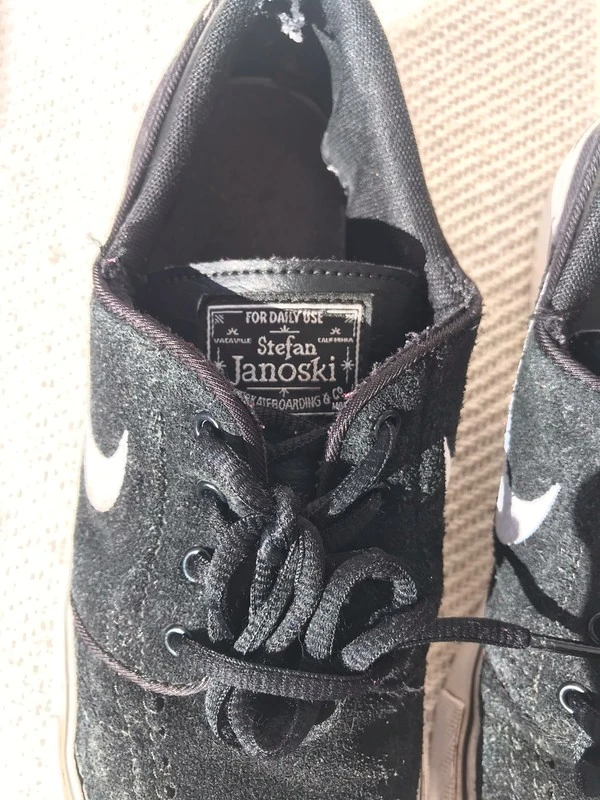 Женские кроссовки Nike (оригинал) размер 35. Фотография 5