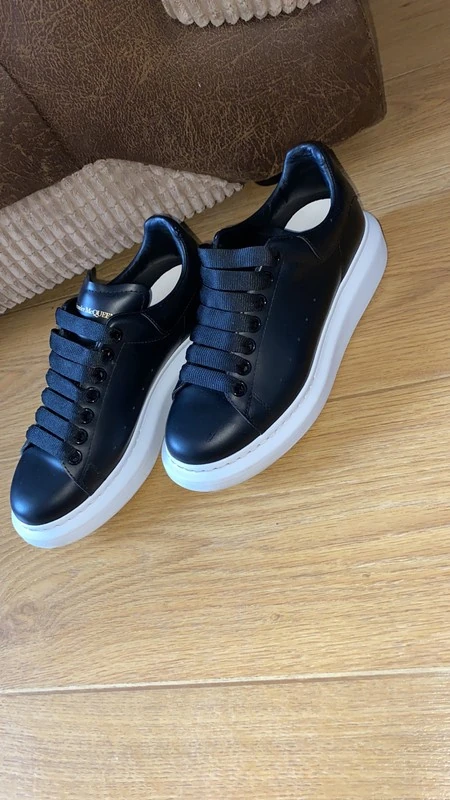 Женские кроссовки Alexander McQueen (оригинал) размер 36.5. Фотография 3