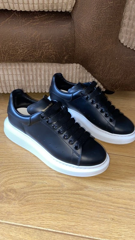 Женские кроссовки Alexander McQueen (оригинал) размер 36.5