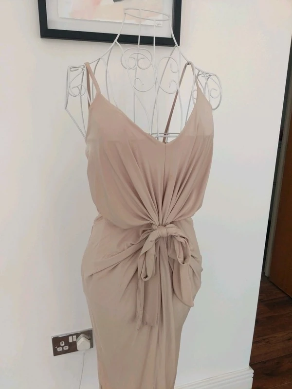 Платье Boohoo (оригинал) размер S. Фотография 2