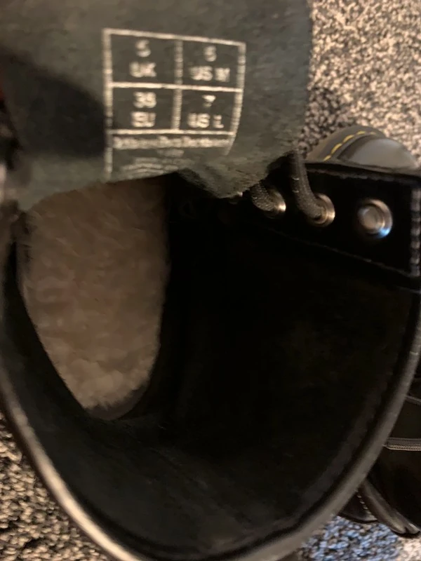 Женские ботинки размер 35. Фотография 3