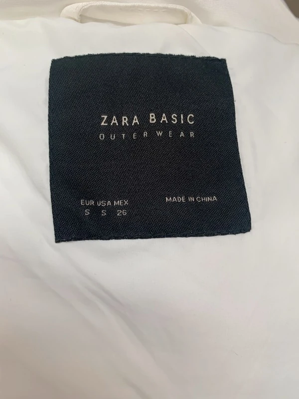 Женская верхняя одежда Zara (оригинал) размер M. Фотография 4