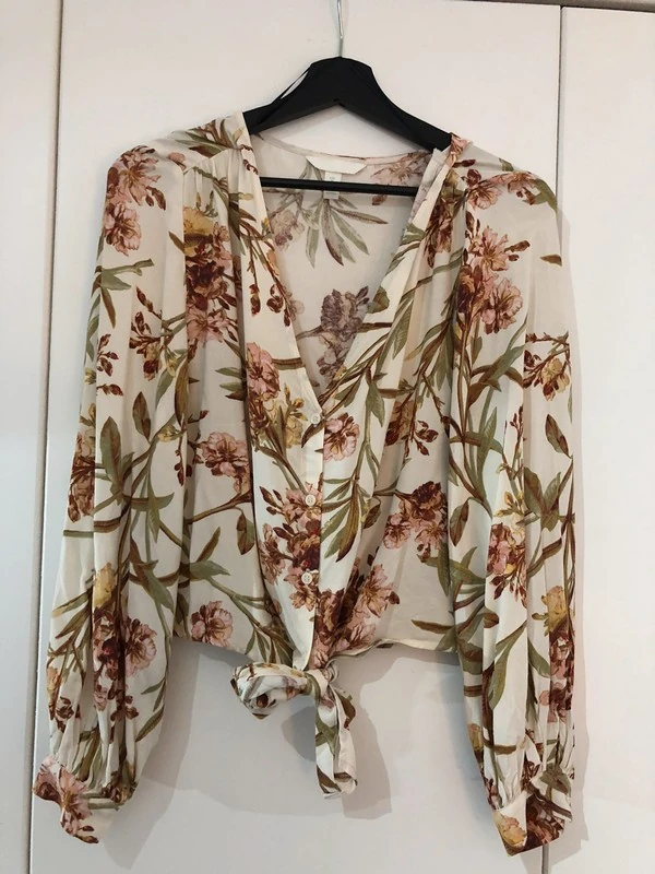 Женская футболка H&M (оригинал) размер L