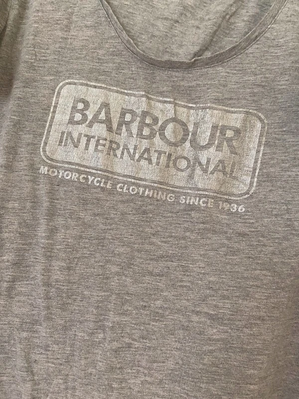 Женская футболка Barbour (оригинал) размер L. Фотография 3
