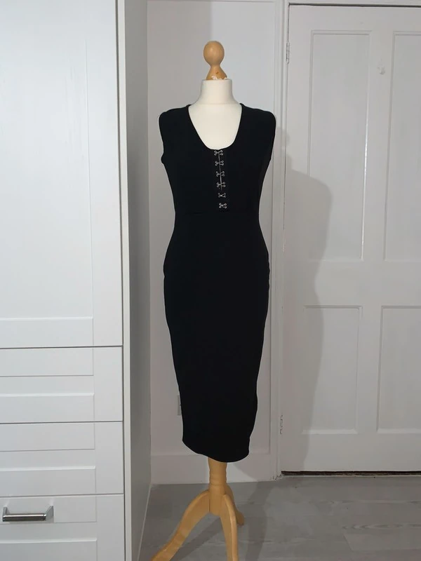 Платье PrettyLittleThing (оригинал) размер XL